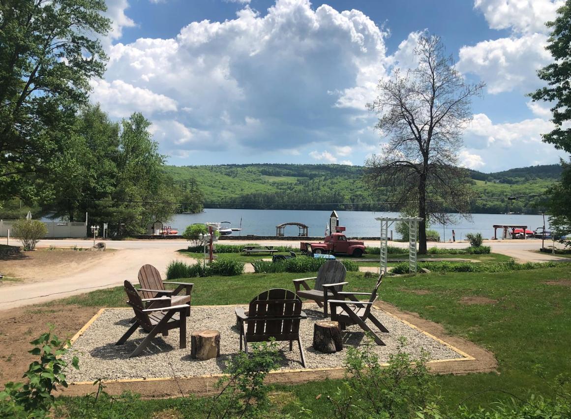 Cottage Place On Squam Lake - Suites ホールダーネス エクステリア 写真